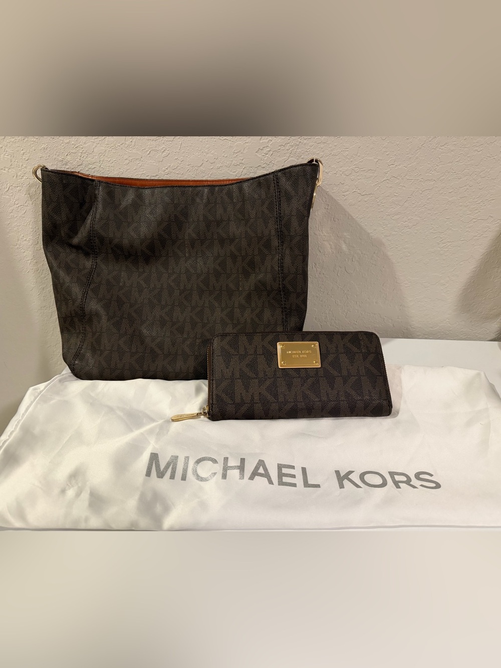 Michael Kors Brown MK Signature Tote and Zip Wallet Set